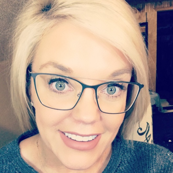 Meet your Posher, Teresa - Picture 3 of 4